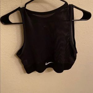 Nike crop